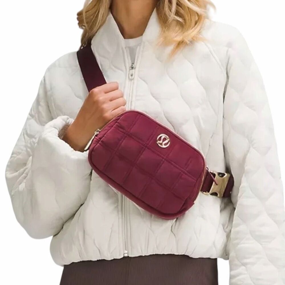 LULULEMON Women’s Wine Berry Quilted Velour Everywhere Belt Bag 1L One Size